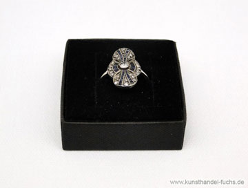 Jewelry Art Deco ring blue stone diamond ring gold